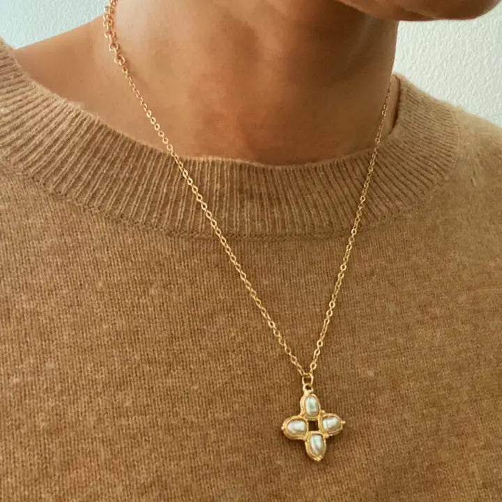 The Estelle Necklace